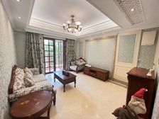 三轨交通旁!正气精装一房可改两房!满5税少!背靠别墅徒步医院