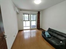 西郊虹韵城景雅苑 低密度 医疗配套成熟 双卫格局 南北通透