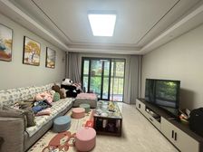 上湖城章一期4室2厅1卫南朝向450.0万元/套出售