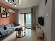 煌华晶萃城 2室1厅 东南