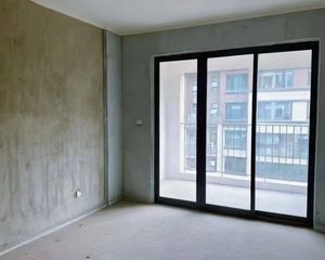 急39万可按揭!6号线地铁!合能枫丹三期洋房6
