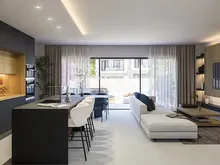 位于埃斯特波纳(Estepona)的配备先进家庭自动化的联排