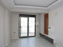 安塔利亚穆拉特帕夏(Muratpa?a)区带室内停车场的公寓