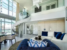 巴塞罗那(Barcelona)海滨住宅复式顶层公寓