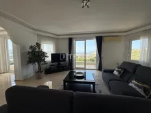 位于德米尔塔什(Demirta?)的城市全景带家具公寓