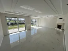 图兹拉(Tuzla)自然景观别墅待售