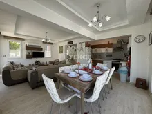 费特希耶欧鲁旦尼斯(?lüdeniz) 短期出租带私人泳池别