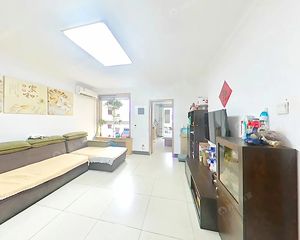 紧邻大学城西轻轨 鸿顺园东区南北通透两居 低楼层 中间位置
