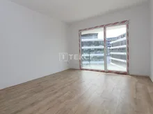 亚洛瓦 (Yalova) 混合用途综合大楼价格极具吸引力的公