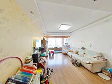 经典落地窗房型,采光视野皆佳,经典南北通透户型,一梯两户