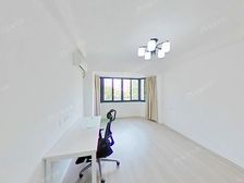 电梯精装修,大双南,采光全无遮挡,书包/房,随时看