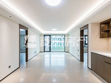 南北通透湖光玖里4室2厅精装修