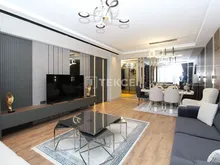 凯齐奥伦(Ke?i?ren)靠近购物中心的宽敞公寓