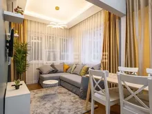 整栋建筑位于伊斯坦布尔法提赫的一角