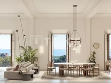 马拉加市中心历史悠久的海景公寓