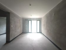 住家精装修拎包入住,背对轻轨安静方便