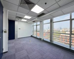 真房 单价5800 精装现房 可以自用 随时看