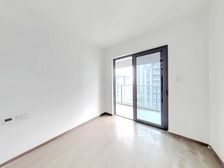 久誉慈郡,全新精装洋房,三房二卫,楼层佳,东边套