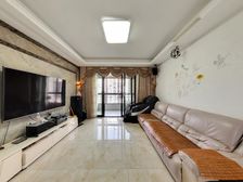 绿地华尔道 通透大四房 高楼层视野好 可省税!