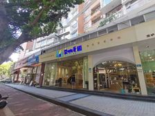 滨江东路.19米超大门面.可分租.门前可停车