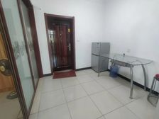 房主急售62.8万,十七中永华南路小学,中间楼层看房方便