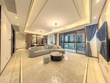 万达旁 天御府大平层 次新房源 美式轻奢 精装大四房 中庭位