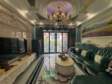 联排装修太好+精装自住+前后花园+屋顶花园+急售