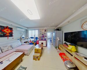 新上新宫南西宏苑二期满套商品房大两居无遮挡