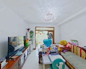 千鹤家园紫气东里,东向两居室,俯瞰小区花园,安静不临街。