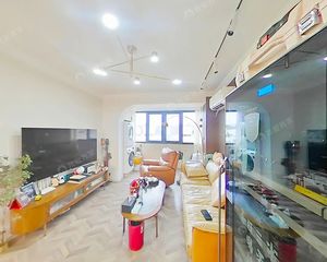 采光好,双南户型,自住装修保养好,世博热门小区。拎包入住