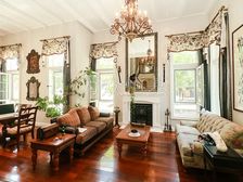 一期大面宽 三面把边 前后绿地500平