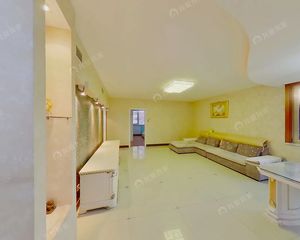 海淀区 西四环 永达逸家 南北通透三居室 紧邻地铁 出行便利
