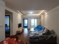 照母山森林公园旁。急售凡尔赛 拎包入住 83万 保真!