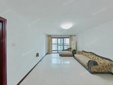 长阳·加州水郡东区菱形公寓·3室·2厅