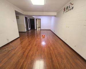 南北通透彩虹园小区2室2厅精装修