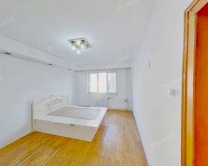 西四环定慧寺 定慧西里 南向电梯大2居 户型好