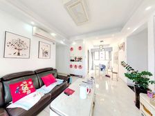 锦龙湾畔 三房二厅 南北通透 诚心出售