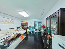 浦东世博· ,小区位置好,南北通透,2梯两户,诚意出售