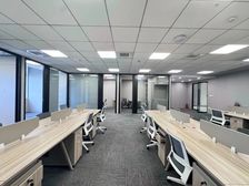 独控丨苏州旁国际大厦丨300平5个隔断拎包办公丨中海旁