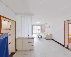 清河美欣家园2室1厅紧邻地铁有半地下不潮