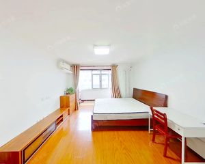 向军北里 板楼中间层 1993年建成 南北通透
