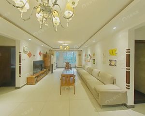 丰台六里桥188平南北通透四居 精装修低层宜居