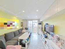 把通勤控制在半内,地鉄口南北通透户型,精装修全送!