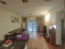 杨家坪轻轨旁 都市桃源中庭三房出售