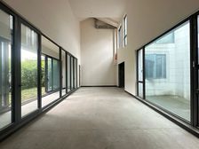 中央公园一环香港置地品质合院别墅。单层面积大 房源保真!