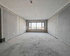 洛龙区公务员小区碧桂园珑悦观景大平层中间楼层满二年
