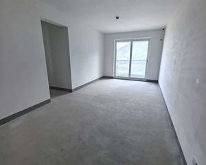 滨江诺德学府3室2厅2卫南北朝向75.0万元/套出售
