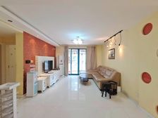 沿河位置,25平花园,精装修,飞机户型,满伍勿税,看房随时