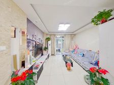 南三环!2011年洋房社区!青秀城!南北通透三居!一层有园!