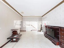 4室2厅万泉新新家园